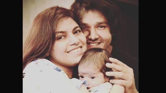 Aniruddh Dave Wishes Wife On Her Birthday From Hospital; Reveals How She & Son Gave Him Hope To Fight COVID-19