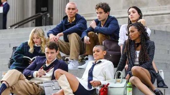 Gossip Girl Teaser: Reboot Will Be Darker Than The Original, Kristen Bell Returns As The Iconic Narrator