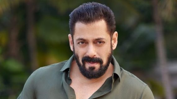 Salman Khan Says He Can't Walk Around In Front Of His Parents Like Chulbul Pandey; 'My Mom Would Slap Me'