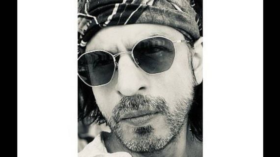 Shah Rukh Khan Extends Warm Wishes For Eid, Says 'Together We Will Conquer All'