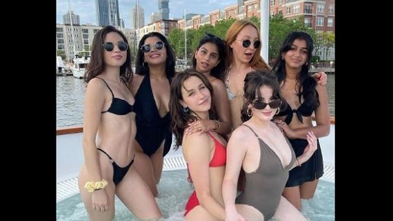 Shah Rukh Khan's Daughter Suhana Khan Raises The Temperature As She Enjoys Pool Party With Her Gals 