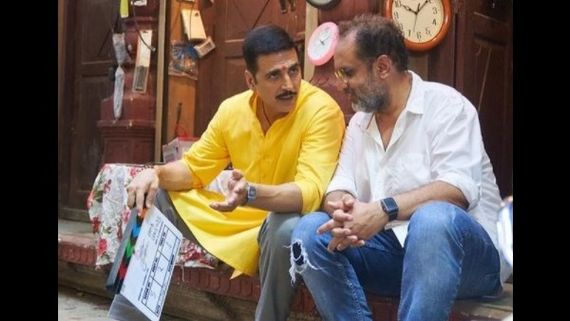 Akshay Kumar Shares First Picture From Sets Of Raksha Bandhan; Dedicates Film To Sister Alka