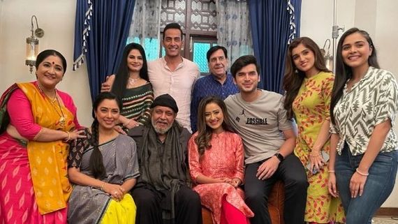 Mithun Chakraborty Surprises Daughter-In-Law Madalsa Sharma By Paying Visit To Anupamaa Sets