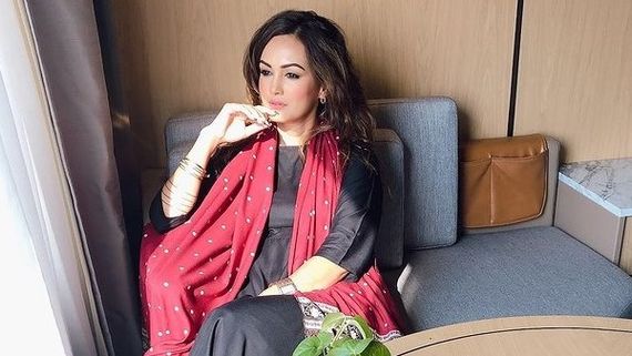 Meet Actress Nisha Rawal Tests Positive For COVID-19; Requests Fans To Take Precautions