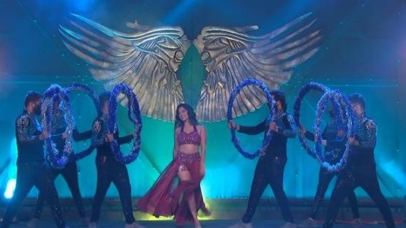 MTV Splitsvilla 13: Sunny Leone Elevates Entertainment Quotient; Rannvijay Introduces Silver Connection Task