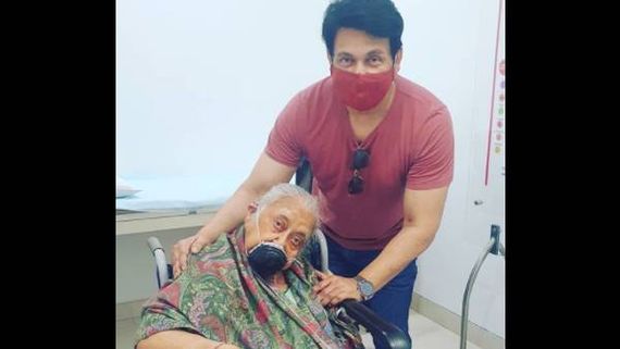 Shekhar Suman's Mother Passes Away, Actor Pens Heartfelt Note Remembering Her