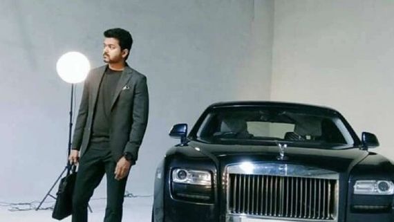 Vijay Drives His Swanky Car In Chennai; Video Goes Viral