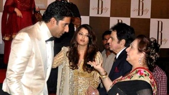 Aishwarya Rai & Abhishek Bachchan Run Towards Dilip Kumar & Saira Banu To Touch Their Feet [Flashback Video]