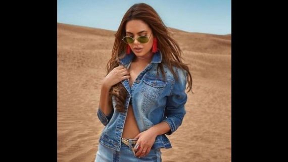 Esha Gupta Wants To Do South Films; Says 'Their Level Of Professionalism Is Something Else'