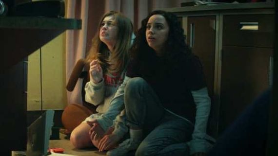 Fear Street Part 1: 1994 Movie Review: A Tribute To 90s Slasher Films With Modern YA Twist