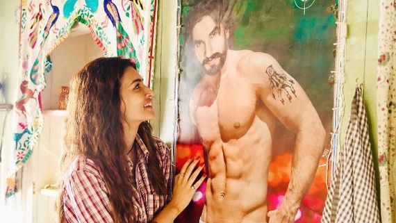 Mimi: Kriti Sanon Gazes At Ranveer Singh's Portrait As She Shares A Glimpse Of Her Look