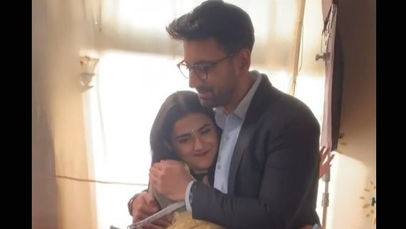 Shaurya Aur Anokhi Ki Kahani Team Wraps-Up Shoot; Karanvir Sharma Bids Emotional Goodbye To Debattama & Others
