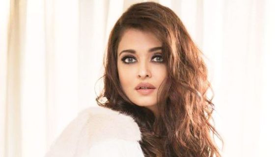 Ponniyin Selvan: Aishwarya Rai Bachchan To Play The Main Antagonist In Mani Ratnam’s Film?
