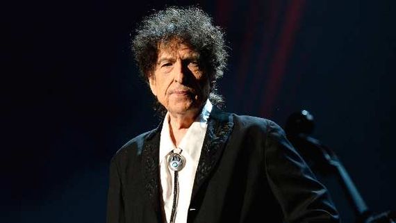 Bob Dylan Accused Of Sexually Abusing 12-Year-Old In 1965; Singer Denies Allegations  