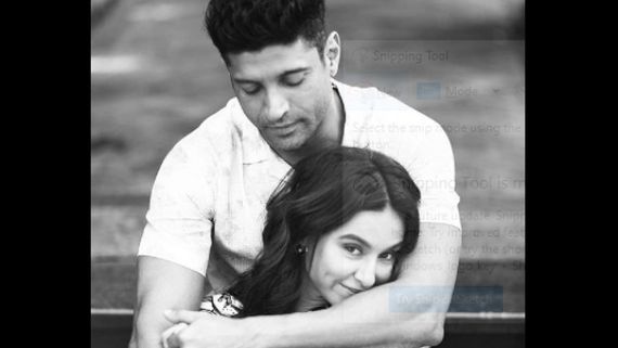 Farhan Akhtar Drops A Mushy Birthday Post For Ladylove Shibani Dandekar