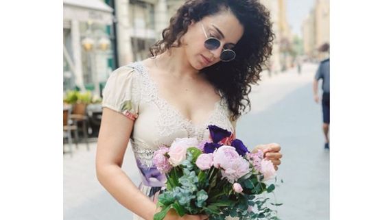 Kangana Ranaut's Parents Visit Her Dhaakad Sets In Budapest, Actress Shares Happy Posts