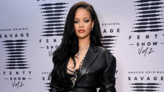 Rihanna Declared Billionaire By Forbes Report, Singer Now Worth $1.7 Billion