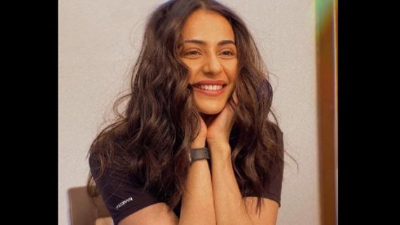 Rakul Preet Singh Talks About Working With Ayushmann Khurrana In Doctor G, Calls Him 'Fantastic Professional'