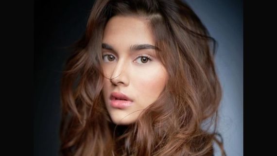 Saiee Manjrekar On Dad Mahesh's Surgery For Bladder Cancer: He Has Been Very Strong & I Am Very Proud Of Him