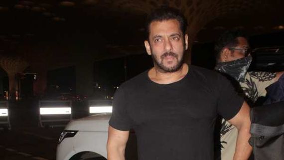 Salman Khan's CISF Incident At Mumbai Airport Lands Officer In Trouble: Report
