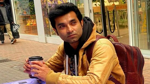 Santosh Juvekar’s Facebook And Instagram Accounts Get Hacked; Zenda Actor Alerts Fans