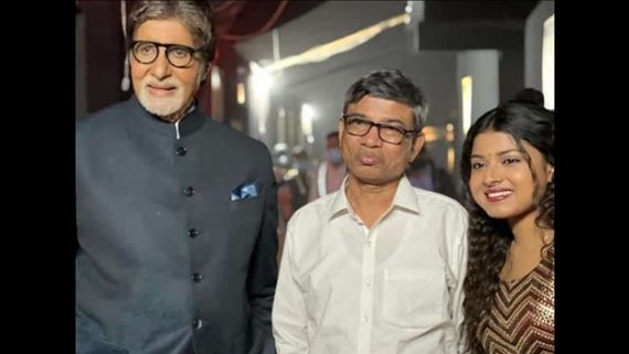 Indian Idol 12 First Runner-Up Arunita Kanjilal To Appear On KBC 13, Her Pic With Amitabh Bachchan Goes Viral