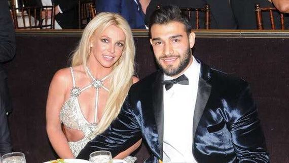 Britney Spears Announces Engagement To Boyfriend Sam Asghari, Says 'I Can't Believe It'