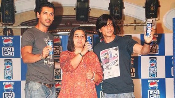 When John Abraham Revealed How Shah Rukh Khan Reacted When He Rejected Farah Khan's Happy New Year