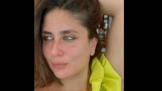 Kareena Kapoor Khan Stuns In A Black Bikini In This Latest Picture From Her Island Vacay 