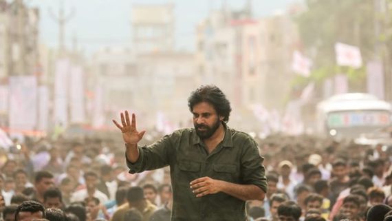 HBD Pawan Kalyan: Chiranjeevi To Allu Arjun, Tollywood Celebs Pour In Wishes For The Power Star! 