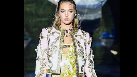 Kate Moss' Daughter Lila Moss Lauded For Walking The Ramp With Her Insulin Pump Visible