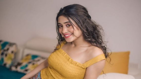 Shivangi Joshi Opens Up About Failure Of Balika Vadhu 2: Every Show Has Its Own Destiny