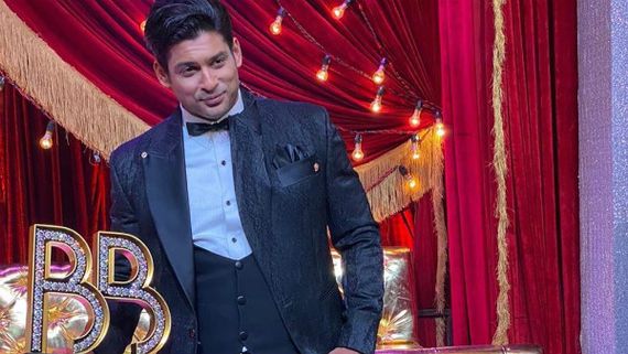 Bigg Boss 15: Netizens Slams Makers For Not Paying Tribute To Sidharth Shukla; Says ‘Flop Hi Hoga Inka Show’