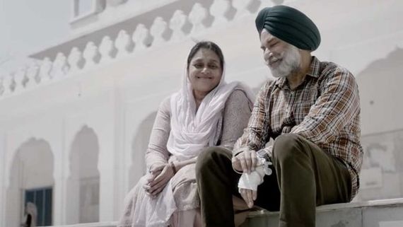 Tabbar Web Series Review: Supriya Pathak, Pavan Malhotra's Crime Drama Blurs The Line Between Good & Evil