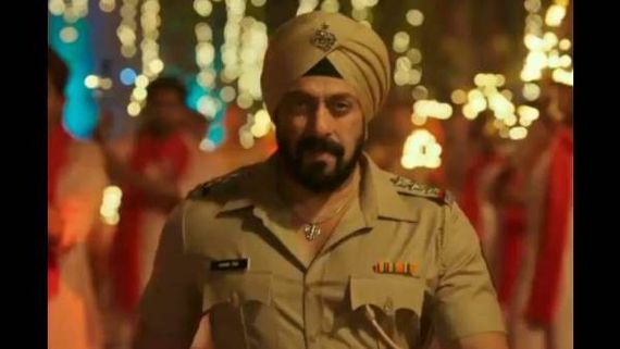 Salman Khan In Action! Teaser Of 'Koi Toh Aaega' Song From Antim Out Now