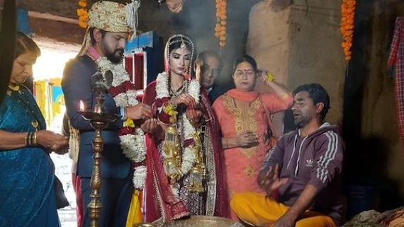 Swaragini Actress Nikita Sharma Gets Married To Rohandeep Singh At Shiv Temple In Uttarakhand [PICS]