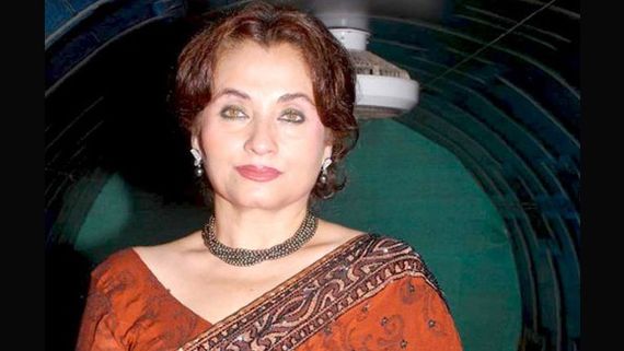 Salma Agha Alleges Delay In FIR Filing After Motorbike-Borne Men Snatch Her Handbag