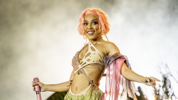 Doja Cat Tests Positive For COVID-19, Cancels Upcoming iHeartRadio Jingle Ball Tour Appearance