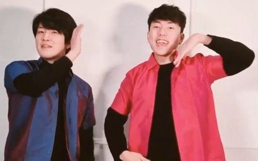 Korean Dost Duo Hoon And Min Are Slaying It With 'Nach Nach Meri Rani'