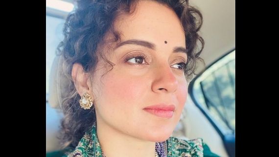 Kangana Ranaut Visits Lord Krishna's Janm Bhumi In Mathura, Says 'I Don't Know What Good Karma I Did' 