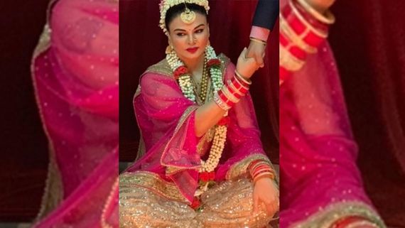 SHOCKING! Rakhi Sawant's Husband Ritesh's First Wife Says He Used To Beat Her; Reveals He's With Her For Money