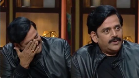 The Kapil Sharma Show: Ravi Kishan Hides His Face As Sonali Kulkarni Recalls Their Intimate Scene On The Show