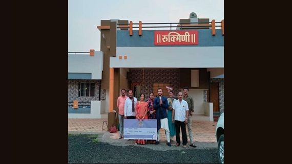 Bigg Boss Marathi 3 Winner Vishhal Nikam Visits His Hometown With Parents Post Victory