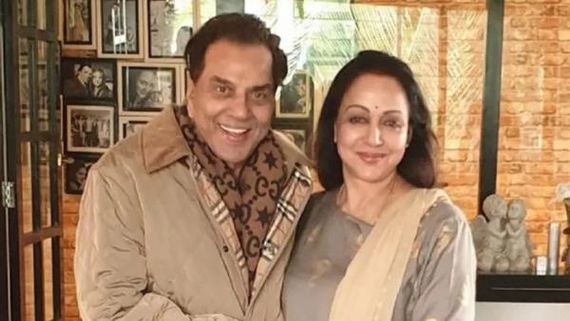 Dharmendra Reacts To Netizen Questioning His & Hema Malini Pics On Tobacco Products