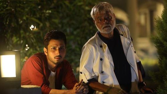 36 Farmhouse Movie Review: Sanjay Mishra, Vijay Raaz's OTT Release Dissapoints With Lack Of Premise And Laugh