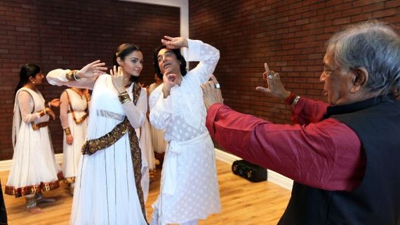 Kamal Haasan Pays Tributes To Kathak Icon Birju Maharaj