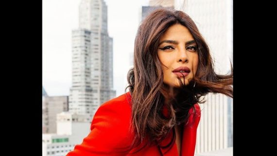Priyanka Chopra Flaunts Her Lovely New Hairdo, Says 'New Hair New Look' 
