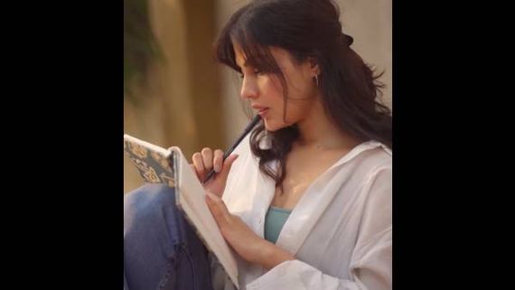 Rhea Chakraborty Shares An Encouraging Message For Herself This New Year, Says 'You Are Winning' 