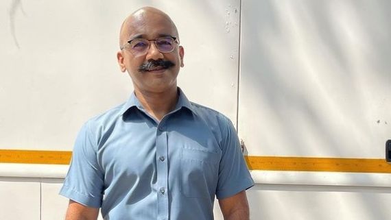 Bigg Boss: Not Atul Kapoor, But Narrator Vijay Tests Positive For COVID-19; Latter Says He Has No Symptoms