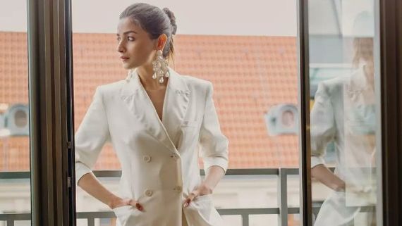 Alia Bhatt Says Darlings Can Be Watched On OTT, But Brahmastra And RRR Deserve Full Theatre Experience